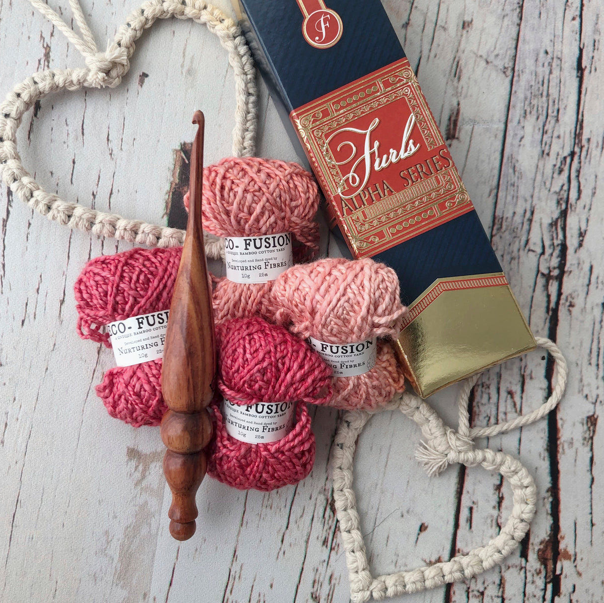 Furls Leather Single Crochet Hook Holder