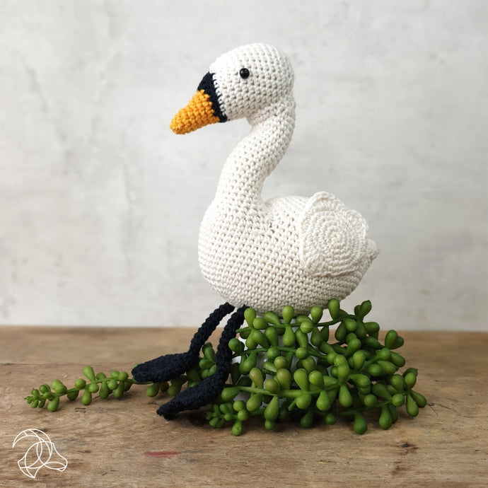 Hardicraft Crochet Kits -  LILLY SWAN