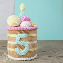 Load image into Gallery viewer, Hardicraft Crochet Kits -  CAKE WITH NUMBERS