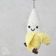 Load image into Gallery viewer, Hardicraft Crochet Kits - BAG HANGER BANANA