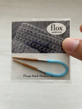 Load image into Gallery viewer, Floops Stitch Markers Flox - Flexible Multi-Tool for Crochet and Knitting