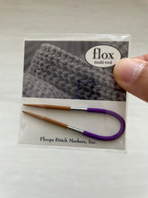 Load image into Gallery viewer, Floops Stitch Markers Flox - Flexible Multi-Tool for Crochet and Knitting