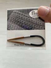 Load image into Gallery viewer, Floops Stitch Markers Flox - Flexible Multi-Tool for Crochet and Knitting