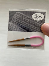 Load image into Gallery viewer, Floops Stitch Markers Flox - Flexible Multi-Tool for Crochet and Knitting