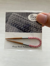 Load image into Gallery viewer, Floops Stitch Markers Flox - Flexible Multi-Tool for Crochet and Knitting