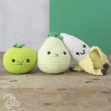 Load image into Gallery viewer, Hardicraft Crochet Kits - BAG HANGER PEAR