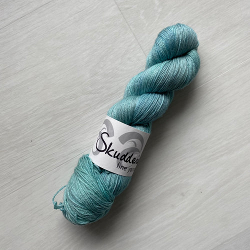 Skudderia Hand-Dyed Fine Yarns - Pinta