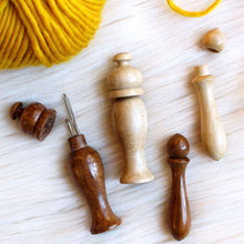 Load image into Gallery viewer, Furls Wooden Needle Cases